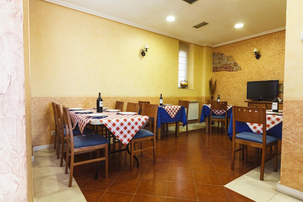 Hotel Rural La Consulta De Isar エクステリア 写真